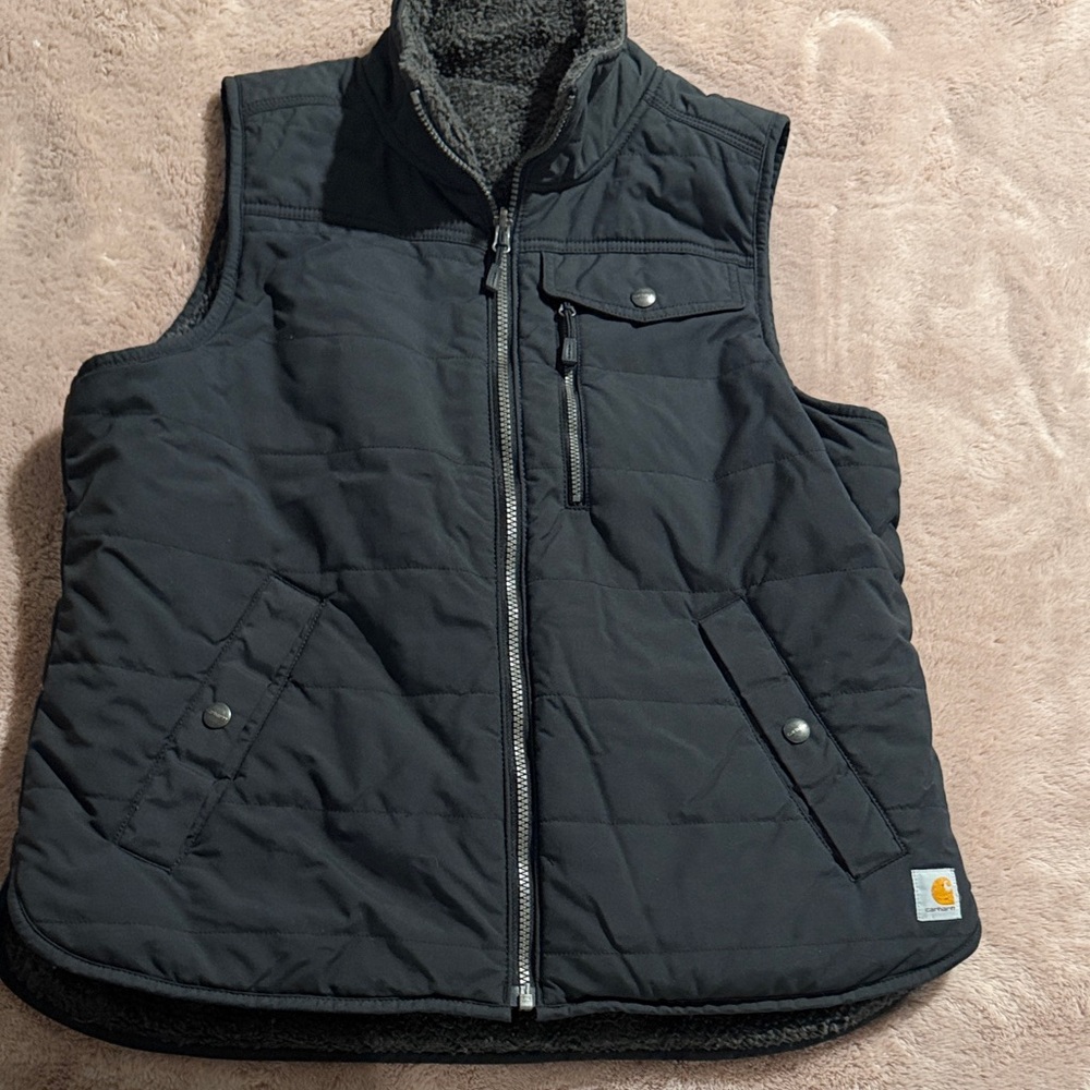 Carhartt Black Quilted Reversible Sherpa-Lined Utility Vest